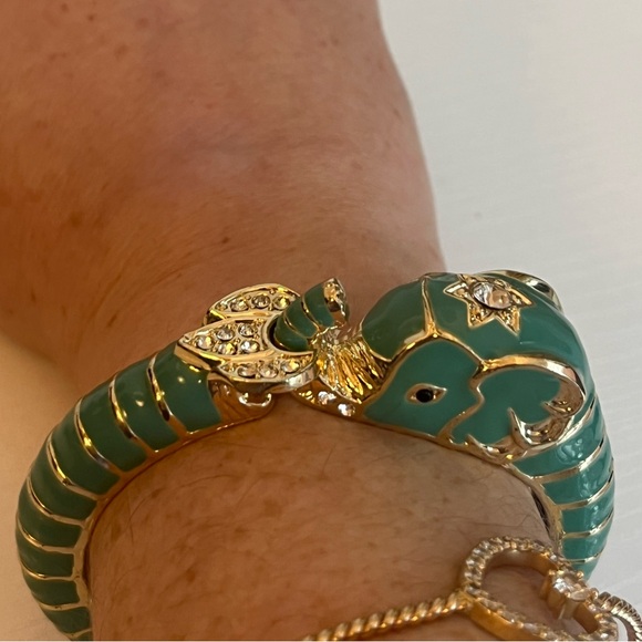 Green Elephant Enamel Bangle - Picture 2 of 5